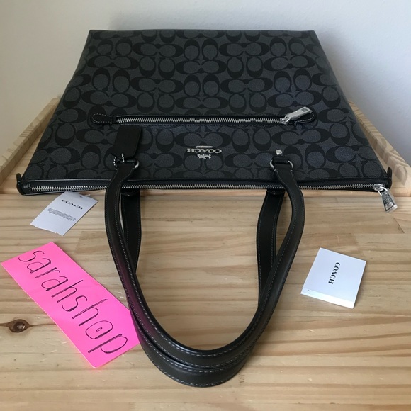 ✅Coach purse - Picture 4 of 12